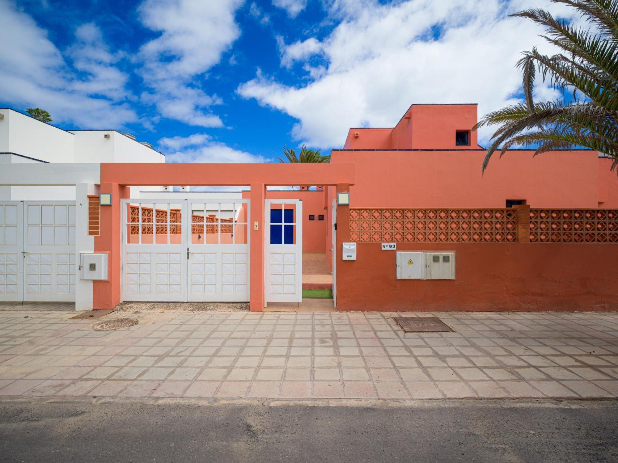 Long Beach By Canariasgetaway Corralejo Luaran gambar