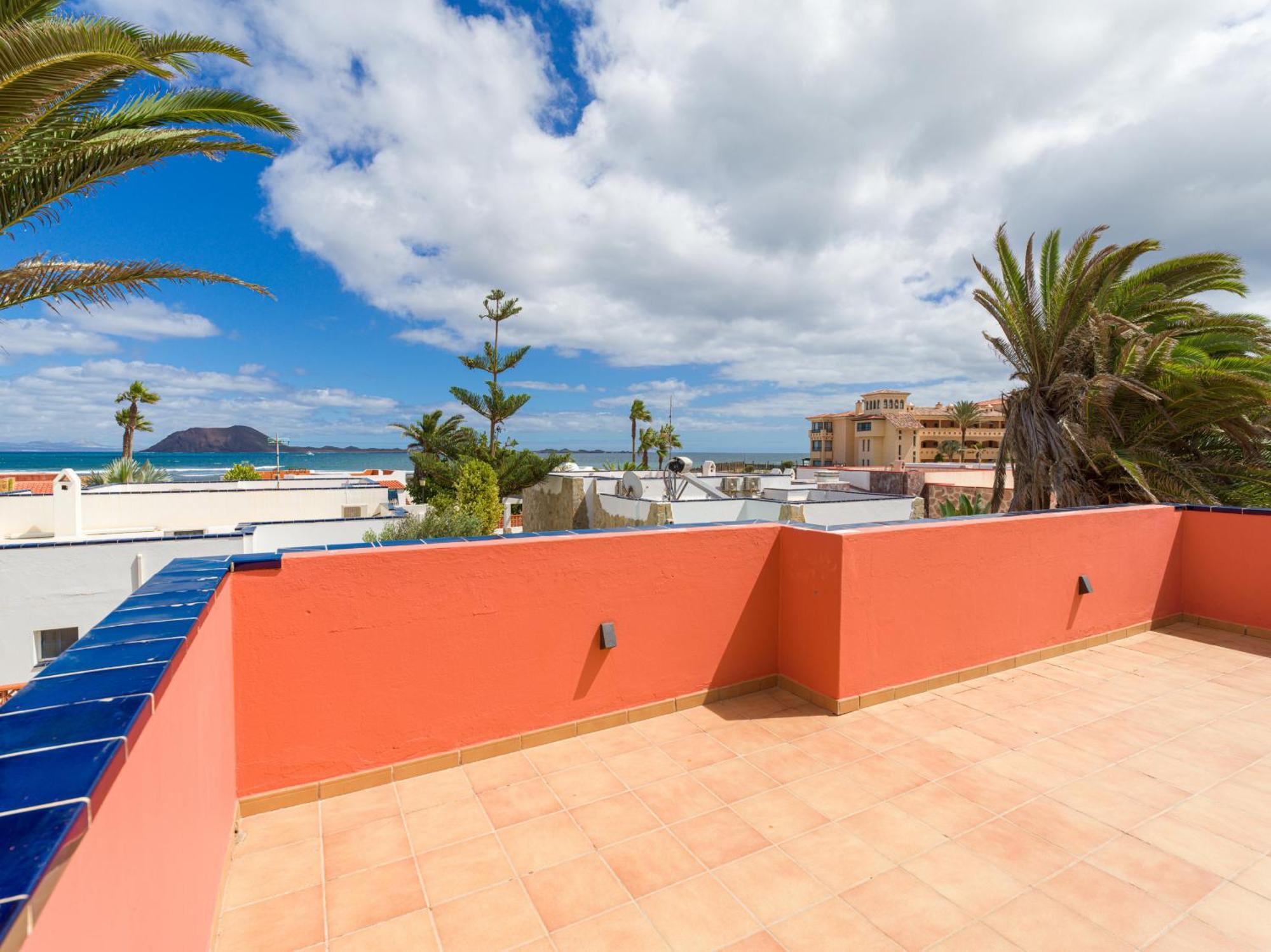 Long Beach By Canariasgetaway Corralejo Luaran gambar
